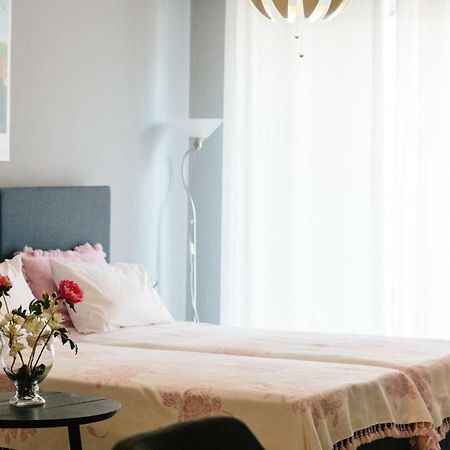 Cosy Downtown Studio - Suite Komotiní Kültér fotó