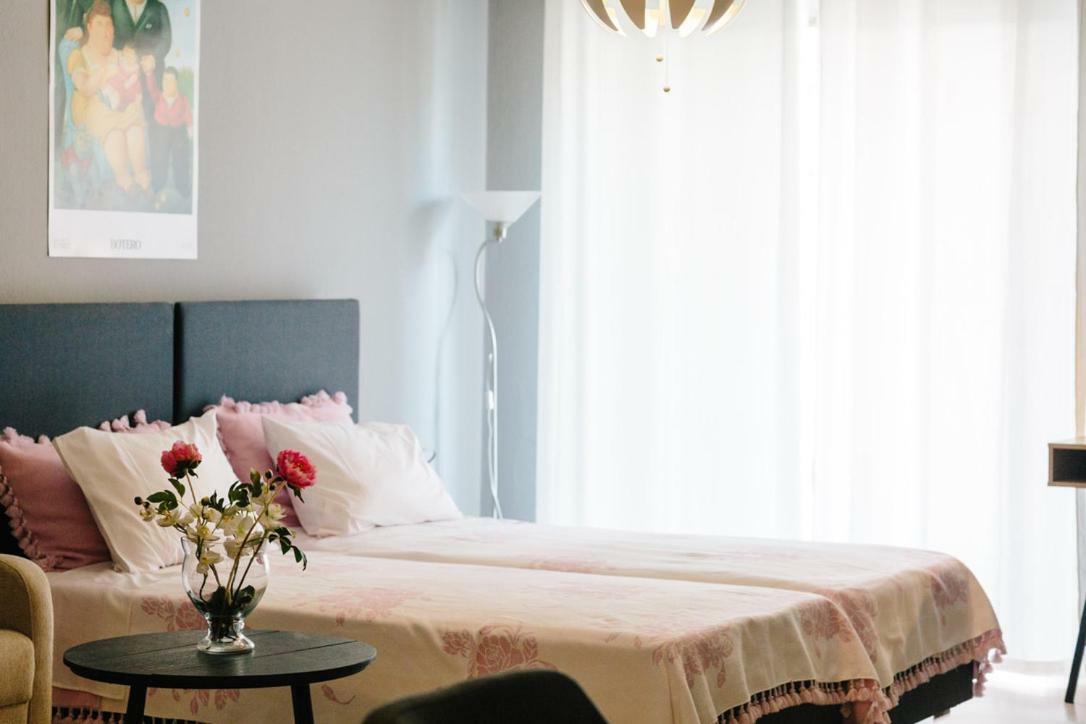 Cosy Downtown Studio - Suite Komotiní Kültér fotó